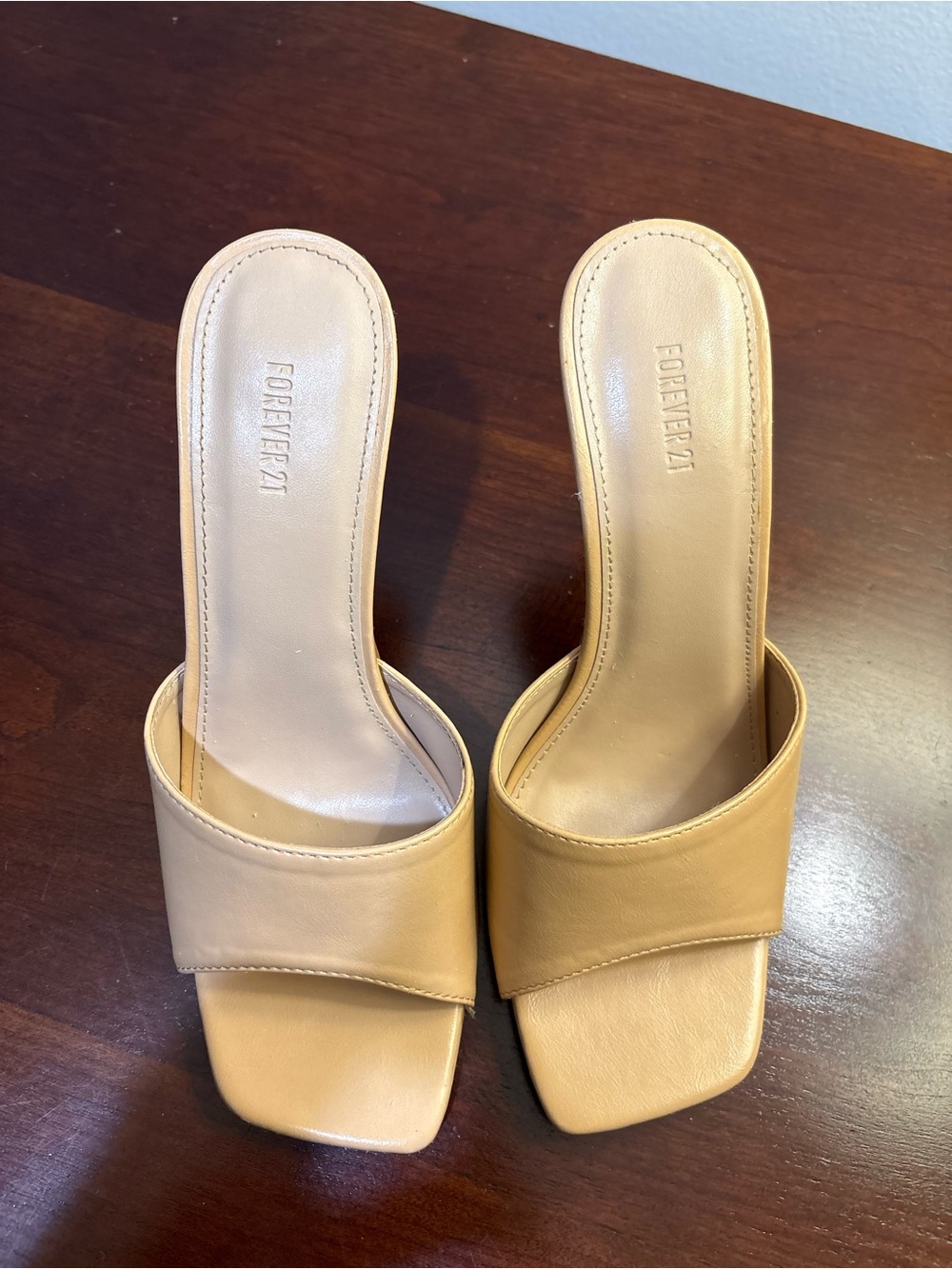 Forever 21 Beige Square-Toe Mule Heels. - Picture 6 of 10